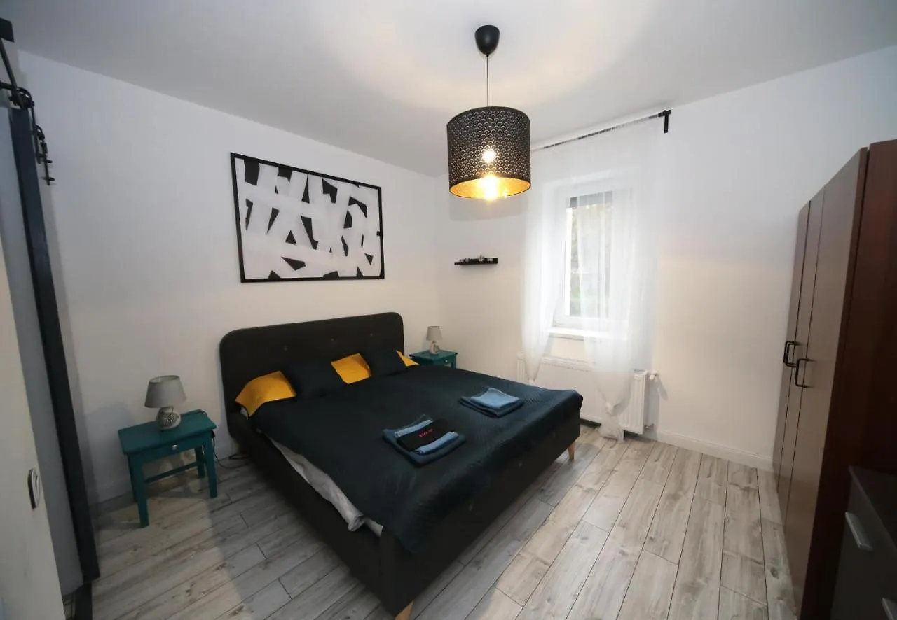 Etoile Apartman Eger